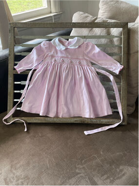 Petit bebe Girls Pink VTG Smocked Bishop Dress with Peter Pan Collar 24 Months